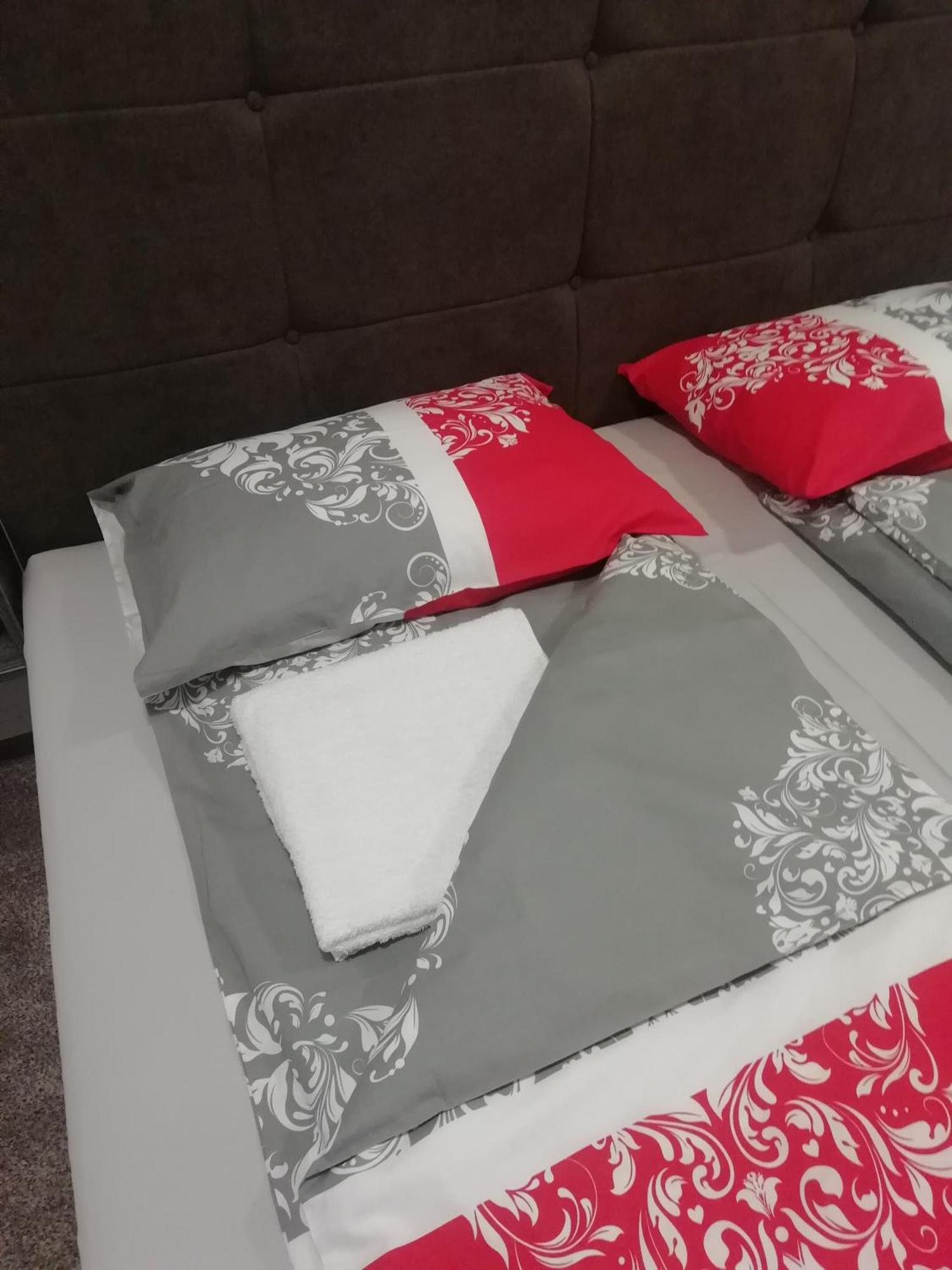 Apartman Centar 2 Užice Esterno foto